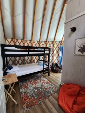 2 habitaciones, wifi, ropa de cama y acceso para silla de ruedas