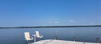 Detroit Lake, Shorewood Drive