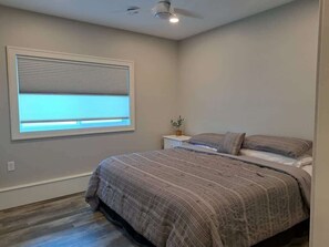 5 bedrooms, WiFi, bed sheets