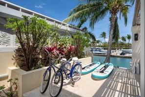 Unclassified image, 5 of 37, button - Waterfront Kira Isle Villa w/ Pool & Outdoor (Leeward)