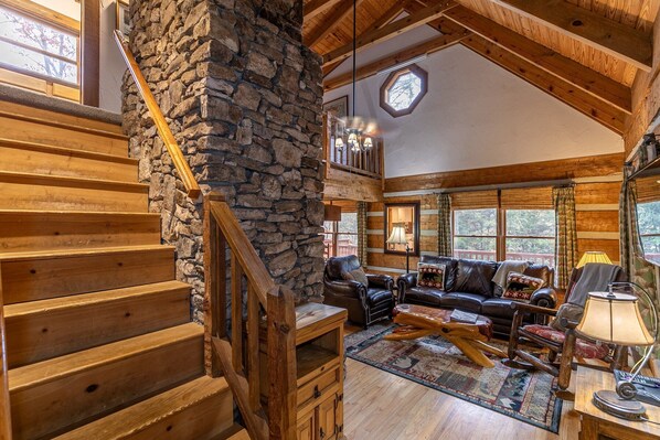 Cabin, Multiple Beds, Hot Tub, Mountain View (Hummingbird Hollow ) | Interior - Hummingbird Hollow (Banner Elk)