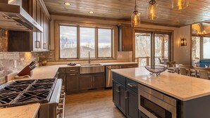 Cabin, Multiple Beds, Hot Tub, Mountain View (Birds Nest Retreat at Eagles Nest) | Private kitchen | Coffee/tea maker - Birds Nest Retreat at Eagles Nest (Banner Elk)