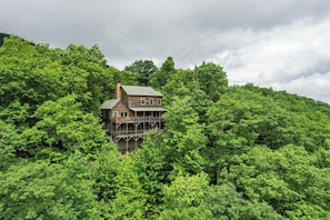 Exterior - 1-2 Remember (Banner Elk)