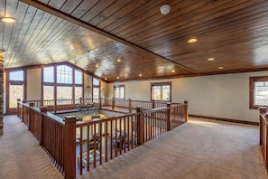 Interior - Sunnyside Farm (Boone)