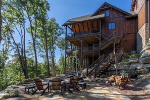Exterior - Castle Rock at Eagles Nest (Banner Elk)