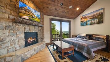 5 bedrooms, individually decorated, individually furnished, bed sheets