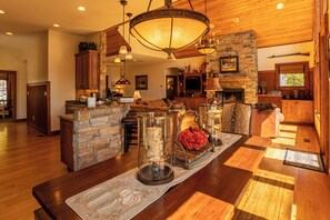 House, Multiple Beds, Hot Tub, Mountain View (Heart Rock Lodge) | Living area | Fireplace - Heart Rock Lodge (Banner Elk)