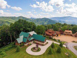 Exterior - White Eagle Lodge at Eagles Nest (Banner Elk)
