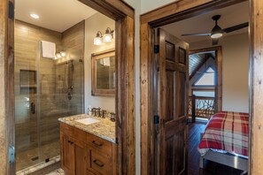 Cabin, Multiple Beds, Patio, Mountain View (Whitetail Ridge Lodge at Eagles Nest) | Bathroom - Whitetail Ridge Lodge at Eagles Nest (Elk Park)