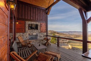Terrace/patio - Whitetail Ridge Lodge at Eagles Nest (Elk Park)