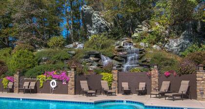 Still Lake Haven at Echota