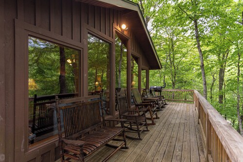Bucky's Hideaway