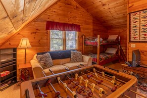 Room - Baird's Creek Cabin (Vilas)