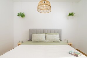 3 bedrooms, Internet