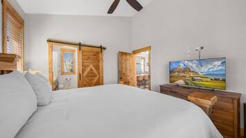 Cabin, Multiple Beds, Hot Tub, Mountain View (Bear Woods Belle at Eagles Nest) | 2 bedrooms, individually decorated, individually furnished, bed sheets