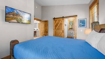 Kabin, Beberapa Tempat Tidur, hot tub, pemandangan gunung (Bear Woods Belle at Eagles Nest) | 2 kamar tidur dan didekorasi berbeda-beda