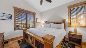 Cabin, Multiple Beds, Hot Tub, Mountain View (Bear Woods Belle at Eagles Nest) | 2 bedrooms, individually decorated, individually furnished, bed sheets