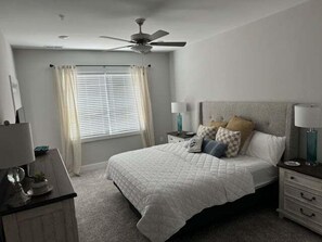 3 chambres, fer et planche à repasser, Wi-Fi gratuit, draps fournis