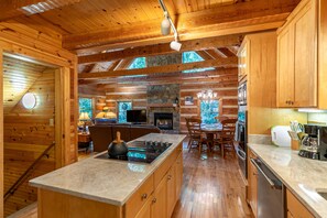 Private kitchen - Skylark (Banner Elk)