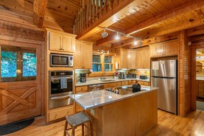 Private kitchen - Skylark (Banner Elk)