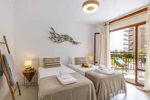 2 Schlafzimmer, Zimmersafe, Bügeleisen/Bügelbrett, kostenloses WLAN
