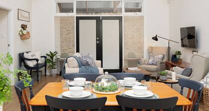Gateway to the Adelaide Hills. Modern apartment located in Crafers.