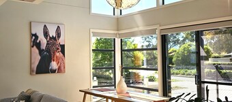 Stylish new 4bedrm Townhouse with 2 secured basement cars space+free wifi