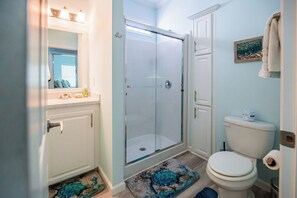 淋浴设施、毛巾