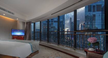 Fuqinglong Huatian Holiday Hotel