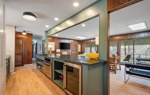 Interior - MAGNOLIA TRACE Lakefront Bliss: Rustic Stone Cottage Retreat on 5 Ac- Fiber WiFi (Crane Hill)