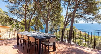 MONTAGUT 7- House with views - Tamariu