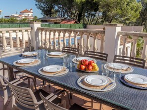 Outdoor dining - Vacation home Xelin by Interhome (L'Ametlla de Mar)