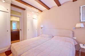 4 camere, ferro/asse da stiro, accesso a Internet