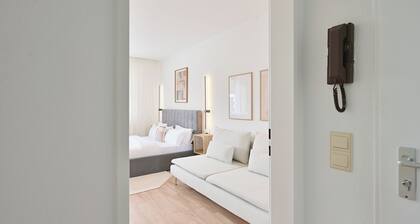 Beautiful 1-Bedroom apartment with fully Kitchen near University and Downtown