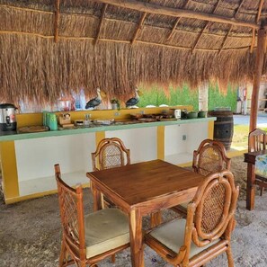Free continental breakfast on weekends  - Pelican Inn at Las Dunas Chelem Hotel (Progreso)
