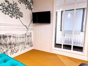 4 bedrooms, free WiFi, bed sheets