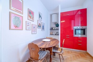 Dining - GuestHost - Genova Brignole Modern and Central Apartment (Genova)