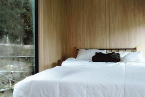 1 bedroom, bed sheets - Jade in the Wilderness by Tiny Away (碧野寮) (Dahu Township)