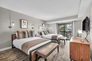 2 bedrooms, WiFi, bed sheets - Chic 2BR by Park City Mountain Resort (Park City)