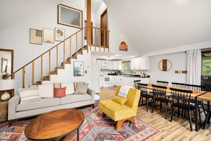 TV, fireplace, stereo, offices