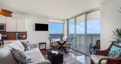 Unforgettable 12th Floor Sunsets! Gorgeous Beachfront & Gulf View! Over $150 Free Daily Activities!