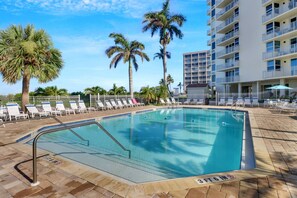 A heated pool - Unforgettable 12th Floor Sunsets! Gorgeous Beachfront & Gulf View! Over $150 Free Daily Activities! (Fort Myers Beach)