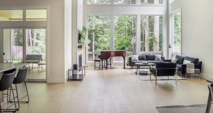 Huge Sammamish 5BR w/ Backyard & Garage, near Park, by Blueground