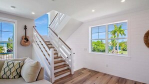 Unclassified image, 3 of 69, button - Luxurious 4BR pool home on Longboat Key steps to the beach - Longboat Dream (Longboat Key)