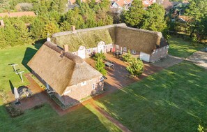 Exterior - 2 bedroom lovely home in Blåvand (Blåvand)
