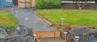 Cozy Tiny-Home with Big Heart! BBQ, 2Beds, WIFI, Pet Friendy!