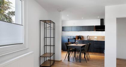 Ferienwohnung 'Neue Wohnung In Zentraler Lage' mit Balkon und WLAN