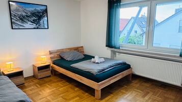4 Schlafzimmer, kostenloses WLAN, Bettwäsche