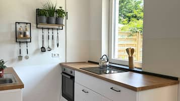 Kühlschrank, Ofen, Herdplatte, Geschirrspüler