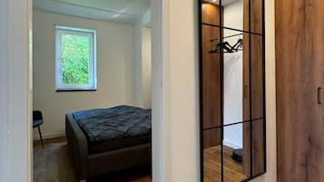 1 dormitorio, escritorio, wifi gratis y ropa de cama